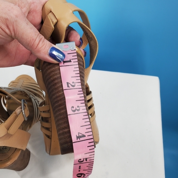 Steve Madden Sandrina tan heeled sandals - Picture 13 of 13